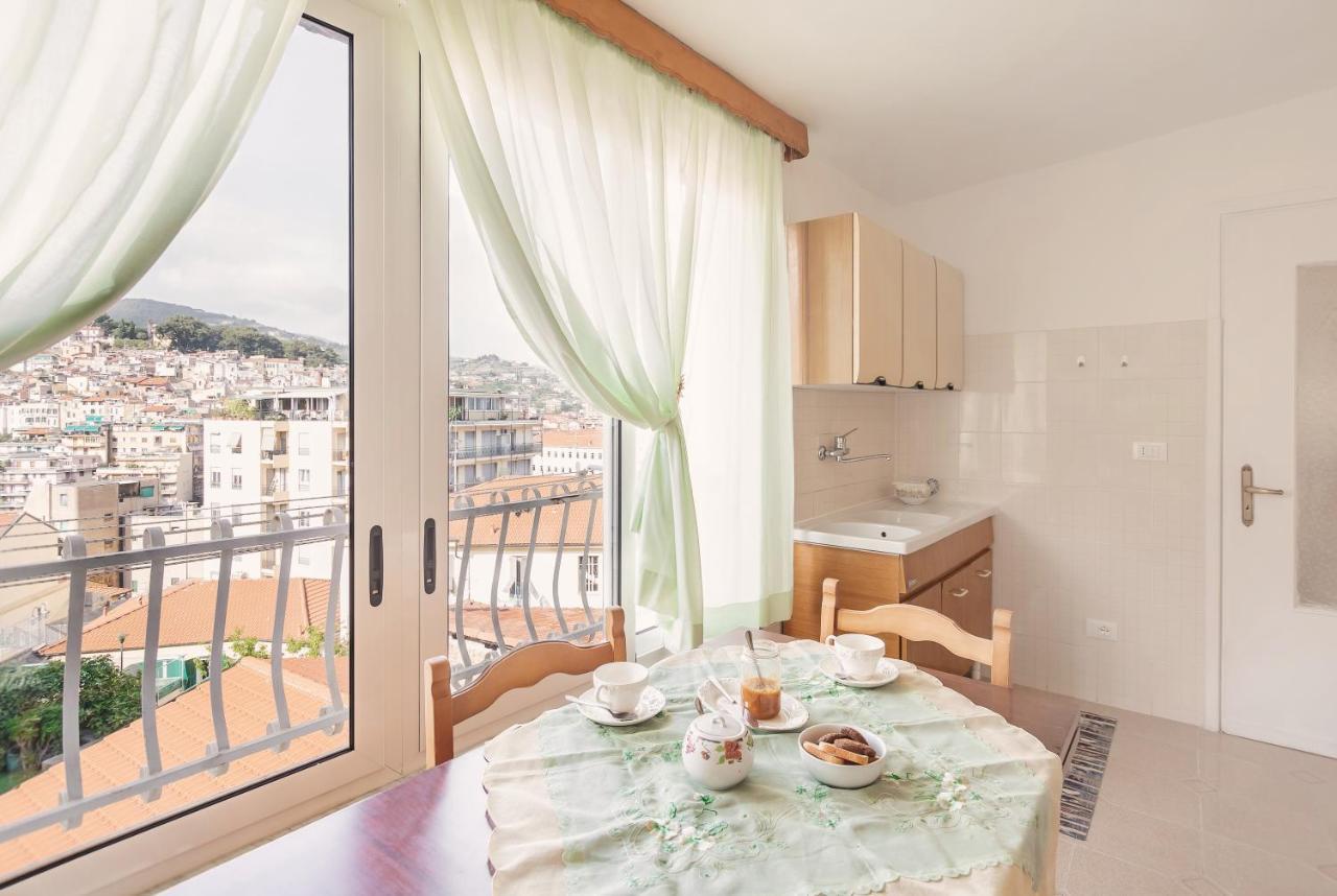 圣雷默Dimora Bellavista,Garage Privato,Due Piani公寓 外观 照片